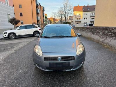 Gebraucht Fiat Punto 77 PS (56 kW) 2006 Grau Kleinwagen