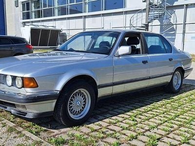 Gebraucht BMW 750L 299 PS (219 kW) 1991 Silber Limousine
