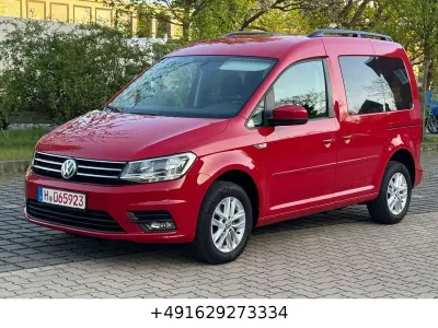 Gebraucht VW Caddy Comfortline 102 PS (75 kW) 2019 Rot Van / Kleinbus