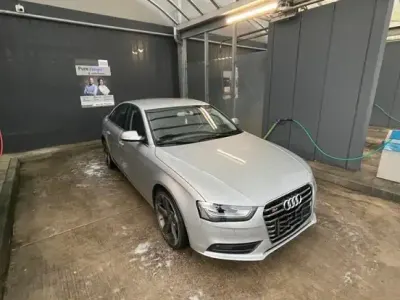 Gebraucht Audi A4 S-Line 143 PS (105 kW) 2012 Silber Limousine