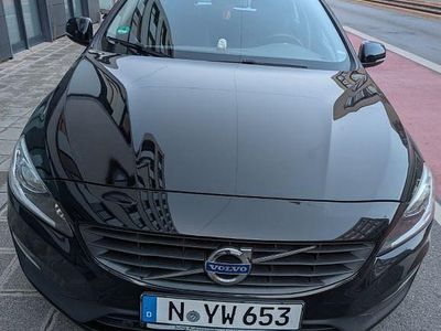 Volvo V60 CC