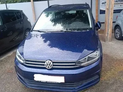 Gebraucht VW Touran Comfortline 150 PS (110 kW) 2017 Blau Van / Kleinbus