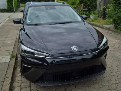 Gebraucht MG MG5 EV Luxury 114 kW (156 PS) 2022 Schwarz Kombi
