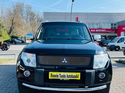 Gebraucht Mitsubishi Pajero Inform 200 PS (147 kW) 2006 Schwarz SUV