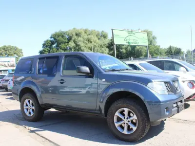 Gebraucht Nissan Pathfinder Comfort 174 PS (127 kW) 2005 Genuine granite SUV