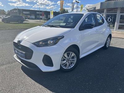Lunar white Neu 2025 Mazda 2 Center-Line Kleinwagen | 21.950 € (Fairer Preis)