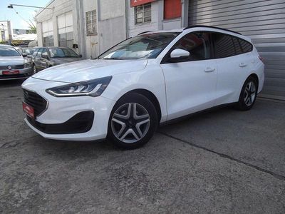 Usata Ford Focus Cool & Connect 120 CV (88 kW) 2022 Bianco Station wagon