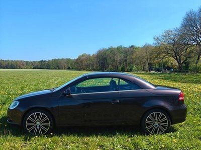 Second-hand VW Eos Exclusive 140 CP (102 kW) 2007 Mov Cabrio