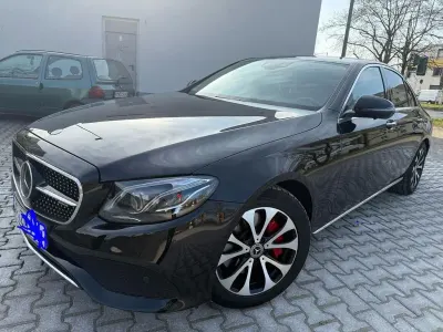 Gebraucht Mercedes E350 Exclusive 258 PS (189 kW) 2016 Schwarz Limousine