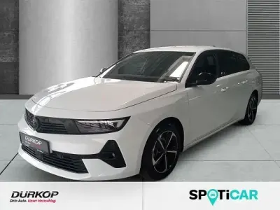 Używany Opel Astra GS Line 131 KM (96 kW) 2024 Biały Sedan/Limuzyna