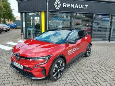 Occasion Renault Megane E-Tech Techno 160 kW (218 PK) 2023 Rood Hatchback