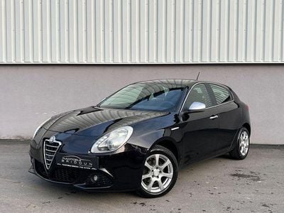 Gebraucht Alfa Romeo Giulietta Super 120 PS (88 kW) 2011 Schwarz Limousine