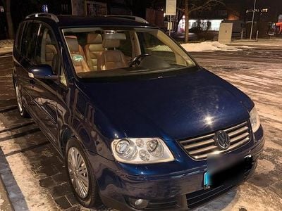 Blau Gebraucht 2005 VW Touran Highline Van / Kleinbus | 1.200 € (Superpreis)