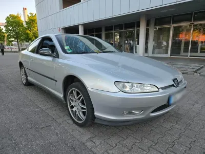 Gebraucht Peugeot 406 Coupe 131 PS (96 kW) 1998 Silber Coupé