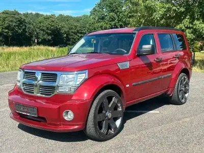 Gebraucht Dodge Nitro SE 177 PS (130 kW) 2008 Rot SUV
