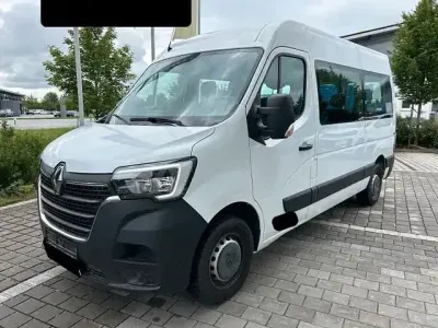 Gebraucht Renault Master 146 PS (107 kW) 2022 Weiß Van / Kleinbus