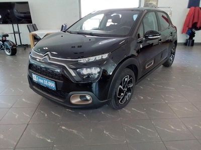 Schwarz metallic Gebraucht 2023 Citroën C3 PureTech Kleinwagen | 16.670 € (Teuer)