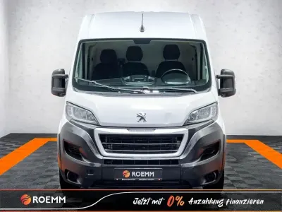 Gebraucht Peugeot Boxer 140 PS (102 kW) 2021 Weiß Van