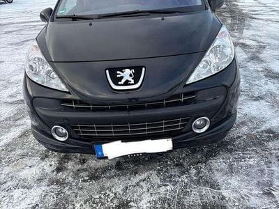 Schwarz Gebraucht 2008 Peugeot 207 Platinum Kleinwagen | 2.900 € (Fairer Preis)