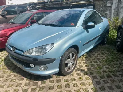 Gebraucht Peugeot 206 CC Platinum 136 PS (100 kW) 2001 Cabrio