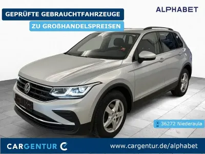 Gebraucht VW Tiguan Life 150 PS (110 kW) 2023 Silber SUV