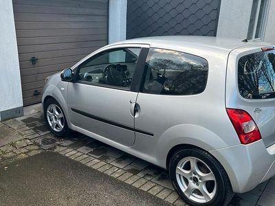 Gebraucht Renault Twingo 75 PS (55 kW) 2007 Silber Kleinwagen
