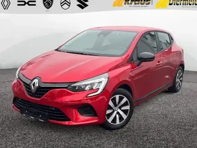 Używany Renault Clio V Equilibre 91 KM (66 kW) 2023 Czerwony Hatchback