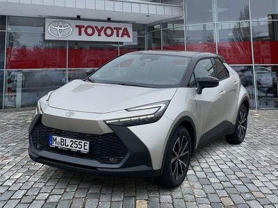 Neu Toyota C-HR 223 PS (164 kW) 2025 Silber SUV