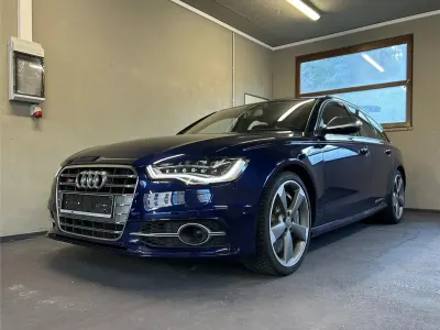 Gebraucht Audi S6 Comfort 420 PS (308 kW) 2012 Blau Kombi