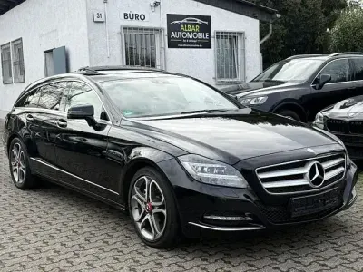 Używany Mercedes CLS350 265 KM (194 kW) 2013 Czarny Sedan/Limuzyna