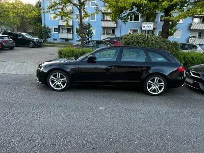 Gebraucht Audi A4 S-Line 206 PS (151 kW) 2013 Schwarz Kombi