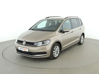 Gebraucht VW Touran Trendline 150 PS (110 kW) 2017 Beige Van / Kleinbus