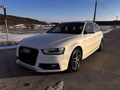 Weiß Gebraucht 2013 Audi A4 S-Line Kombi | 8.900 € (Fairer Preis)