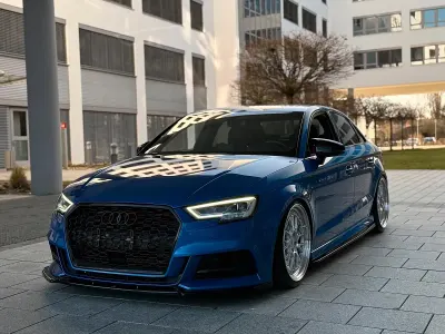 Gebraucht Audi S3 Comfort 360 PS (264 kW) 2018 Blau Limousine