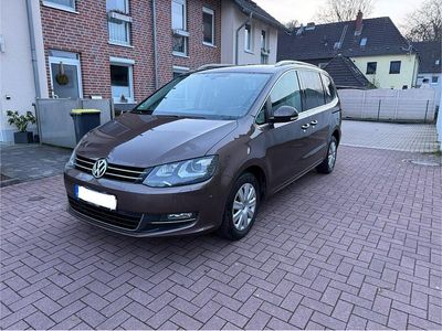 Gebraucht VW Sharan Highline 140 PS (102 kW) 2011 Braun Van / Kleinbus