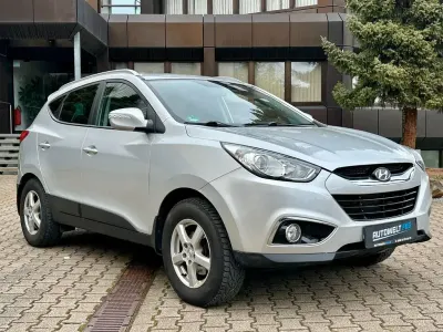 Gebraucht Hyundai ix35 Comfort 136 PS (100 kW) 2012 Silber SUV