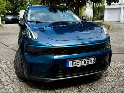 Gebraucht Lynk & Co 01 262 PS (192 kW) 2022 Blau SUV