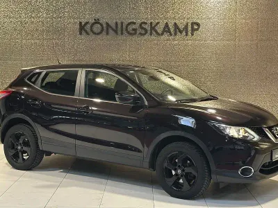 Gebraucht Nissan Qashqai Acenta 131 PS (96 kW) 2016 Schwarz SUV