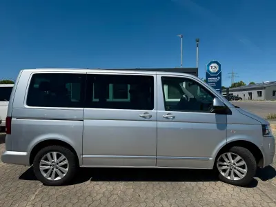 Gebraucht VW Multivan Highline 140 PS (102 kW) 2014 Silber Van / Kleinbus