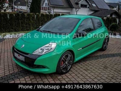Grün Gebraucht 2010 Renault Clio R.S. R.S. Kleinwagen | 15.999 €