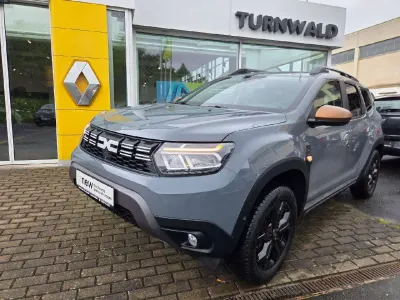 Używany Dacia Duster Extreme 114 KM (83 kW) 2024 Szary SUV
