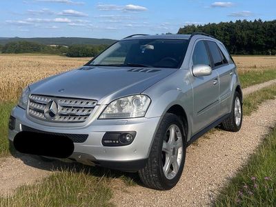 Mercedes ML320