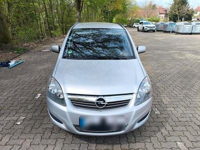 Usata Opel Zafira 115 CV (84 kW) 2010 Argento Monovolume