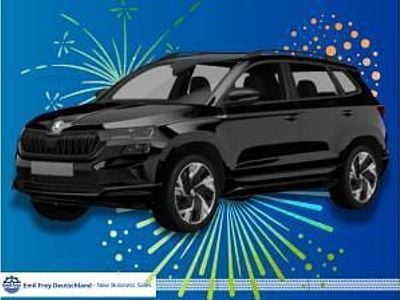 Neu Skoda Karoq SportLine 190 PS (139 kW) 2026 Schwarz (schwarz metallic) SUV