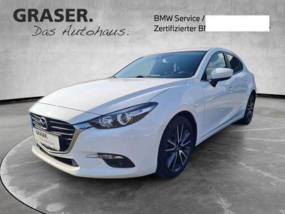 Weiß Gebraucht 2017 Mazda 3 Center-Line Limousine | 13.500 € (Fairer Preis)