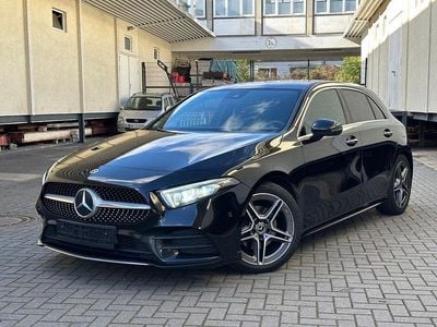 Schwarz Gebraucht 2021 Mercedes A200 AMG line Limousine | 20.600 € (Guter Preis)