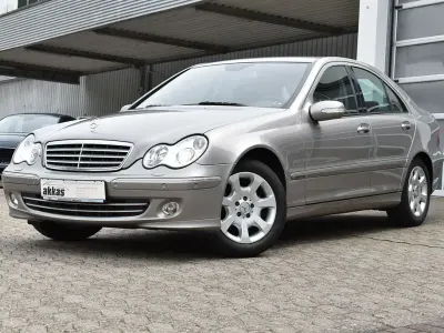 Gebraucht Mercedes C180 Elegance 143 PS (105 kW) 2005 Silber Limousine