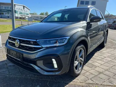 Gebraucht VW T-Roc R-line 150 PS (110 kW) 2025 Grau SUV