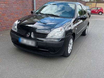 gebraucht Renault Clio 1.2 TÜV NEU