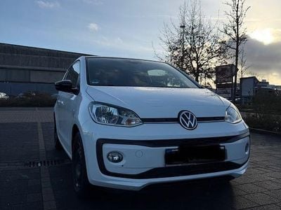 Weiß Gebraucht 2020 VW up! Kleinwagen | 9.800 € (Fairer Preis)